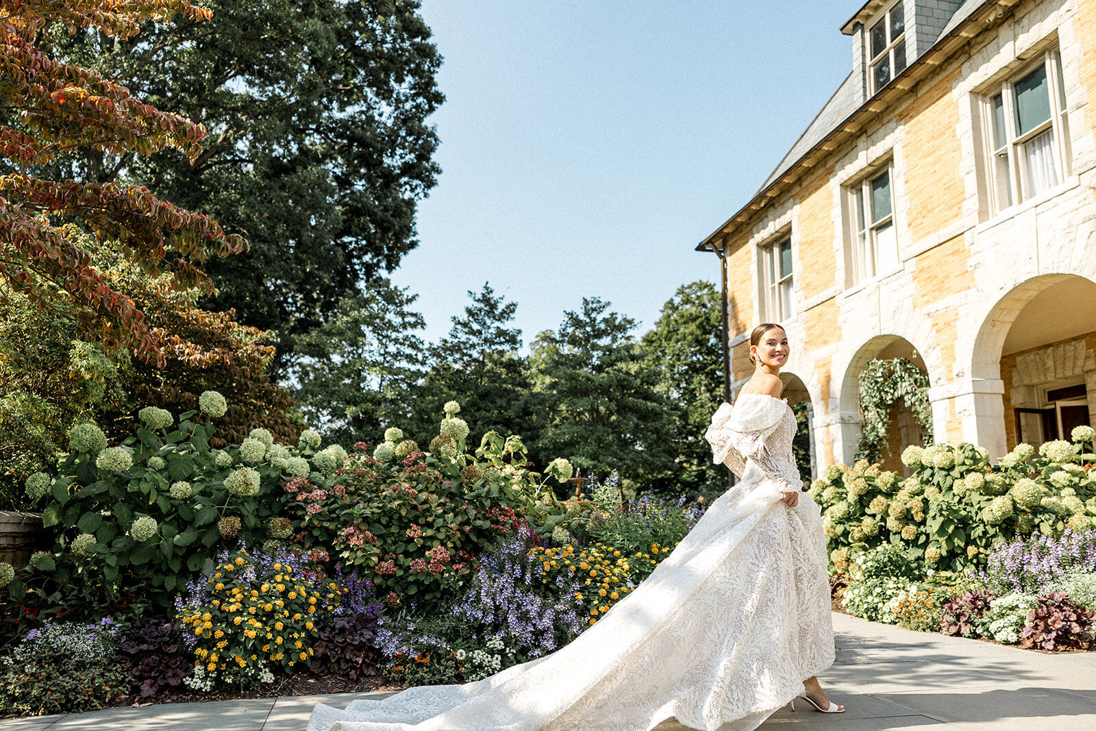 An editorial moment at Cairnwood Estate